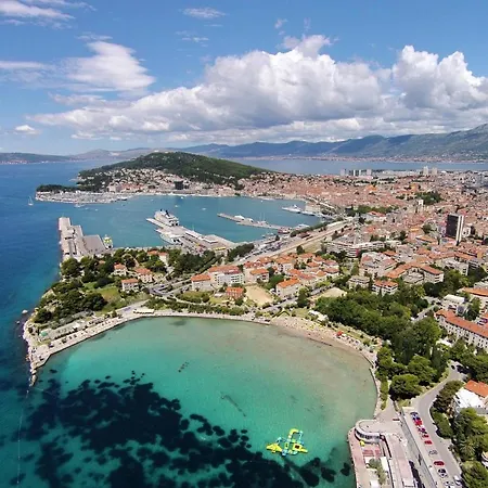 With A Parking Space - 15433 公寓 斯普利特